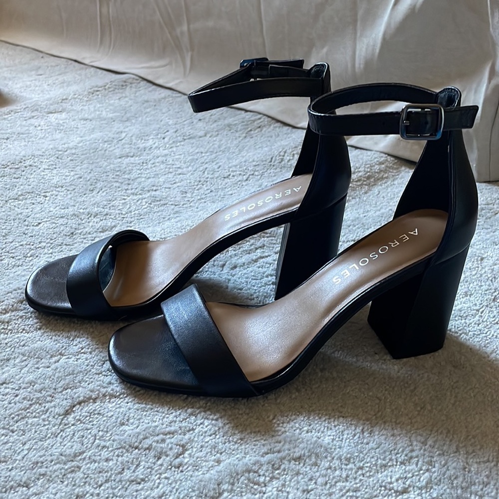 AEROSOLES Long Beach Block Heel Sandal